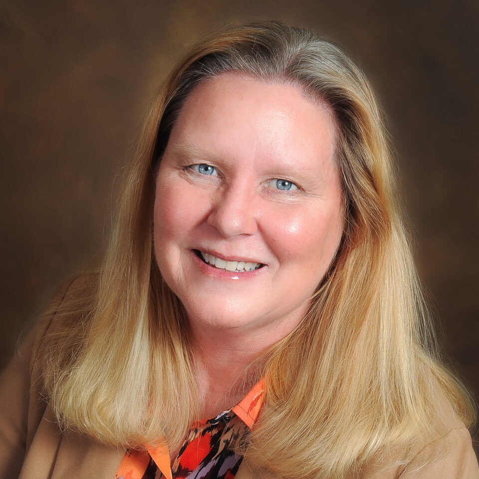 Headshot of Lara Maddox